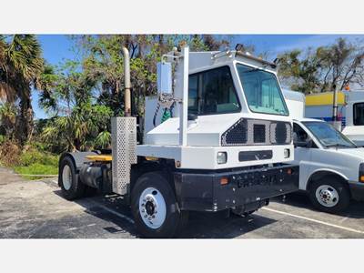 2019 Capacity TJ5000 Yard Spotter, DOT Package, Cummins Power, Low miles & Low engine hours, X-tra Clean Truck