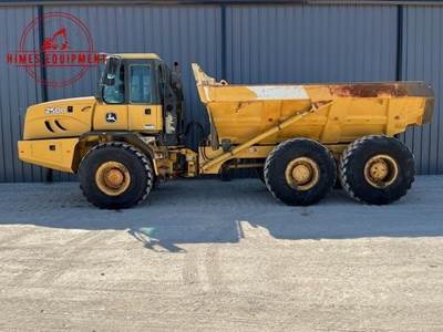 John Deere 250D Articulated Dump Truck