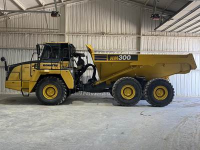 Komatsu HM300-5 Articulated Truck