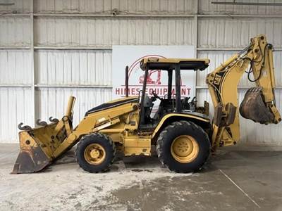 Caterpillar 420D Backhoe
