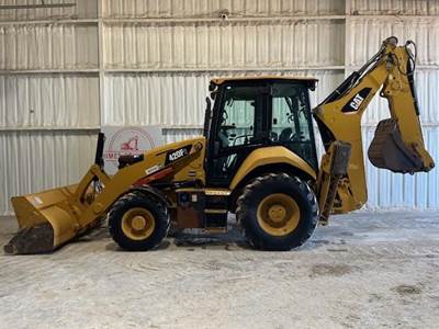 Caterpillar 420F2 Backhoe
