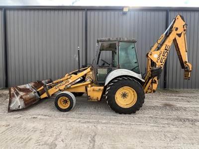 Ford 555E Backhoe