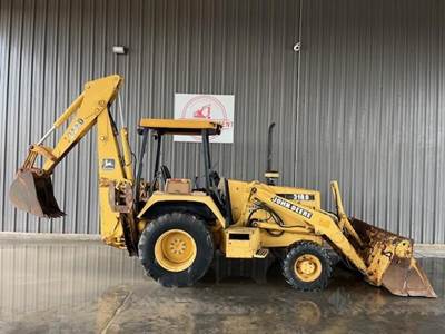 John Deere 310D Backhoe