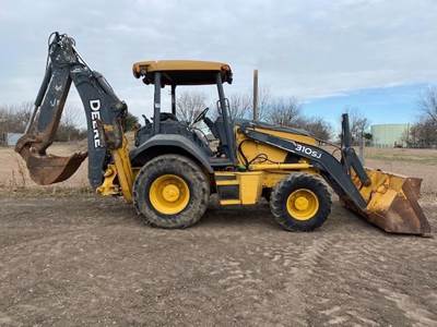 John Deere 310SJ Backhoe