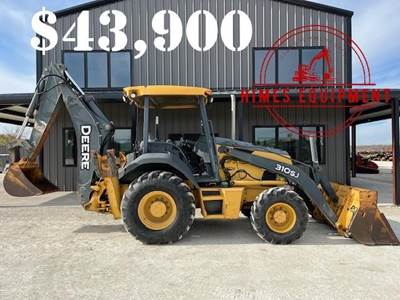 John Deere 310SJ Backhoe