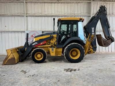 John Deere 410L Backhoe