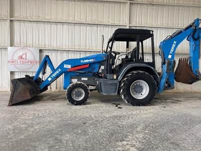 Terex TLB840R Backhoe