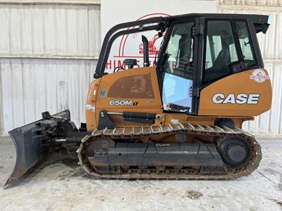 Case 650M LT Dozer