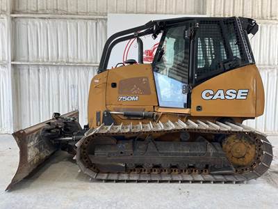 Case 750M Dozer