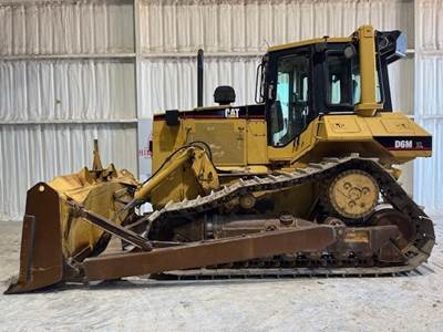 Caterpillar D6M XL Dozer
