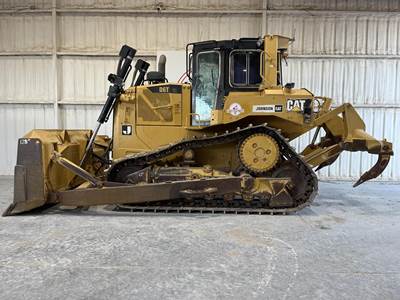 Caterpillar D6T XL Dozer