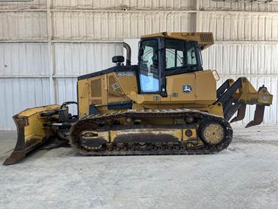 John Deere 750K Dozer