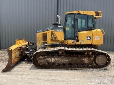 John Deere 750K LGP Dozer