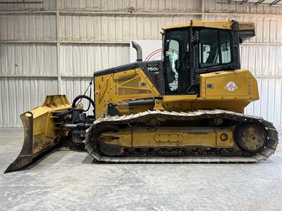 John Deere 750L LGP Dozer