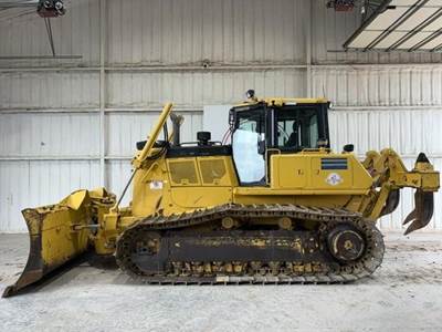 Komatsu D65PX-18 Dozer