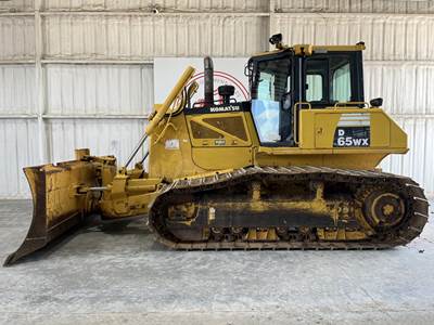 Komatsu D65WX-16 Dozer