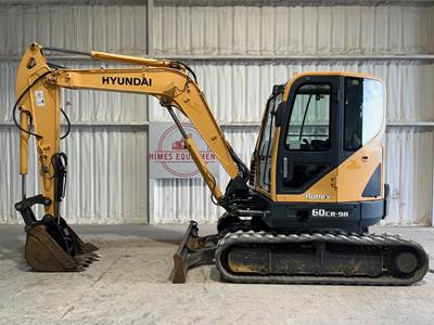 Hyundai ROBEX 60CR-9A Excavator
