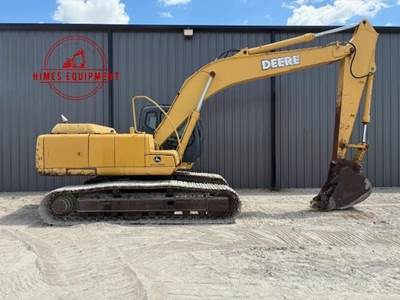 John Deere 200C LC Excavator