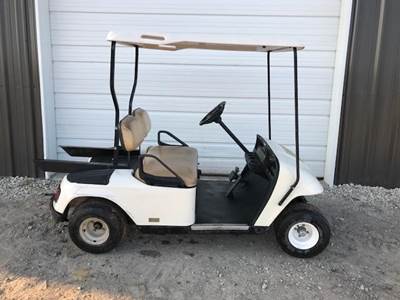 E-Z-GO SHUTTLE 2+2 Utility Cart