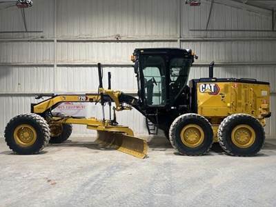 Caterpillar 120 Motor Grader