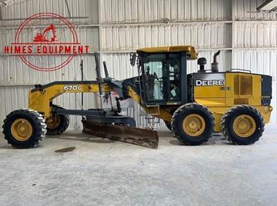 John Deere 670G Motor Grader
