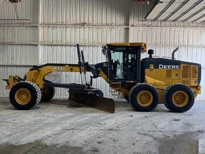 John Deere 672G Motor Grader