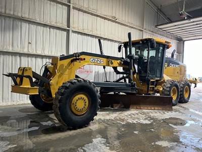 John Deere 672G Motor Grader