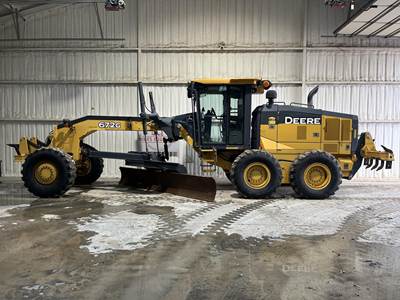 John Deere 672G Motor Grader