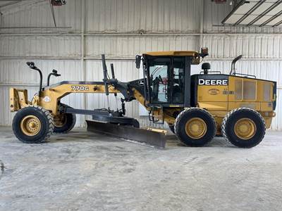 John Deere 770G Motor Grader