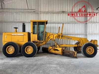John Deere 772BH Motor Grader