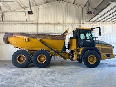 John Deere 310E Off-Highway Truck