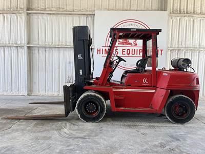 Kalmar P150BX Pneumatic Tire Forklift - 33000lb Capacity, 15ft Lift Height