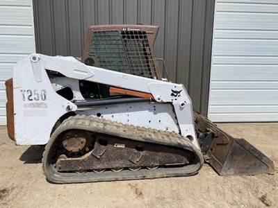 Bobcat T250 Skid Steer