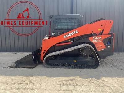 Kubota SVL95-2S Compact Track Loader