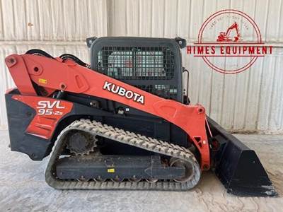 Kubota SVL95-2S Compact Track Loader