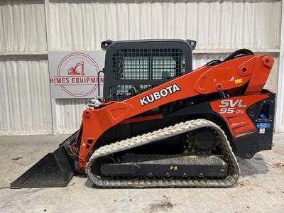 Kubota SVL95-2S Compact Track Loader