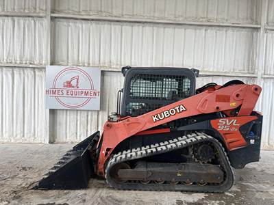 Kubota SVL95-2S Compact Track Loader