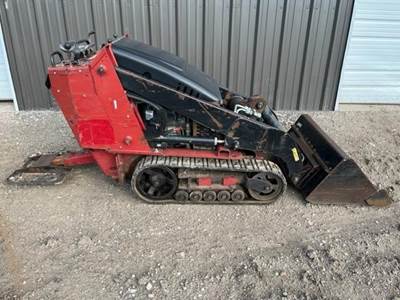 Toro Dingo TX427N Skid Steer