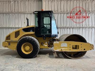 Caterpillar CS56 Smooth Drum Roller Compactor