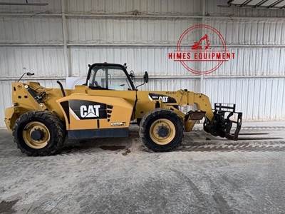 Caterpillar TH514 Telehandler - 11000lb Capacity, 45ft Lift Height