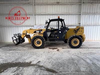 Caterpillar TH514 Telehandler - 11000lb Capacity, 45ft Lift Height