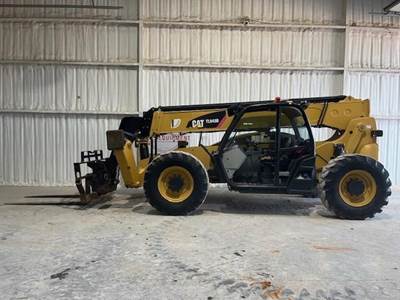 Caterpillar TL943D Telehandler - 9000lb Capacity, 43ft Lift Height