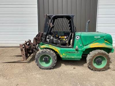 JCB 520 Telehandler - 4400lb Capacity, 16ft Lift Height, 10ft Reach