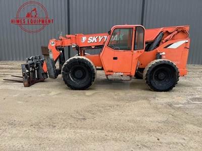 SkyTrak 10054 Telehandler - 54ft Lift Height