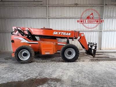 SkyTrak 6042 Telehandler - 6000lb Capacity, 42ft Lift Height, 27ft Reach