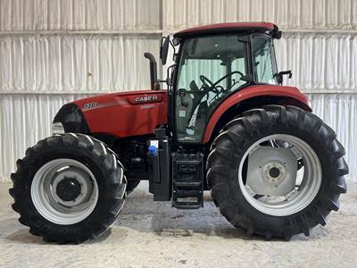 Case IH FARMALL 130A Tractor
