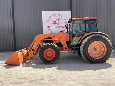 Kubota M135X Tractor