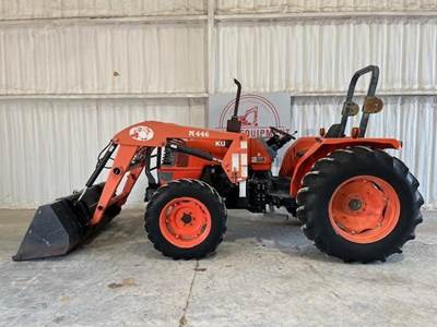 Kubota M5700 Tractor