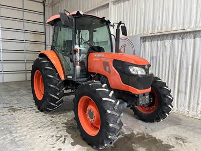 Kubota M8500D Tractor