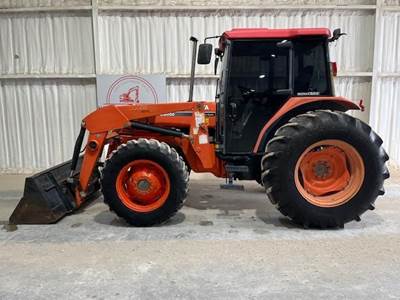 Kubota M9000 Tractor